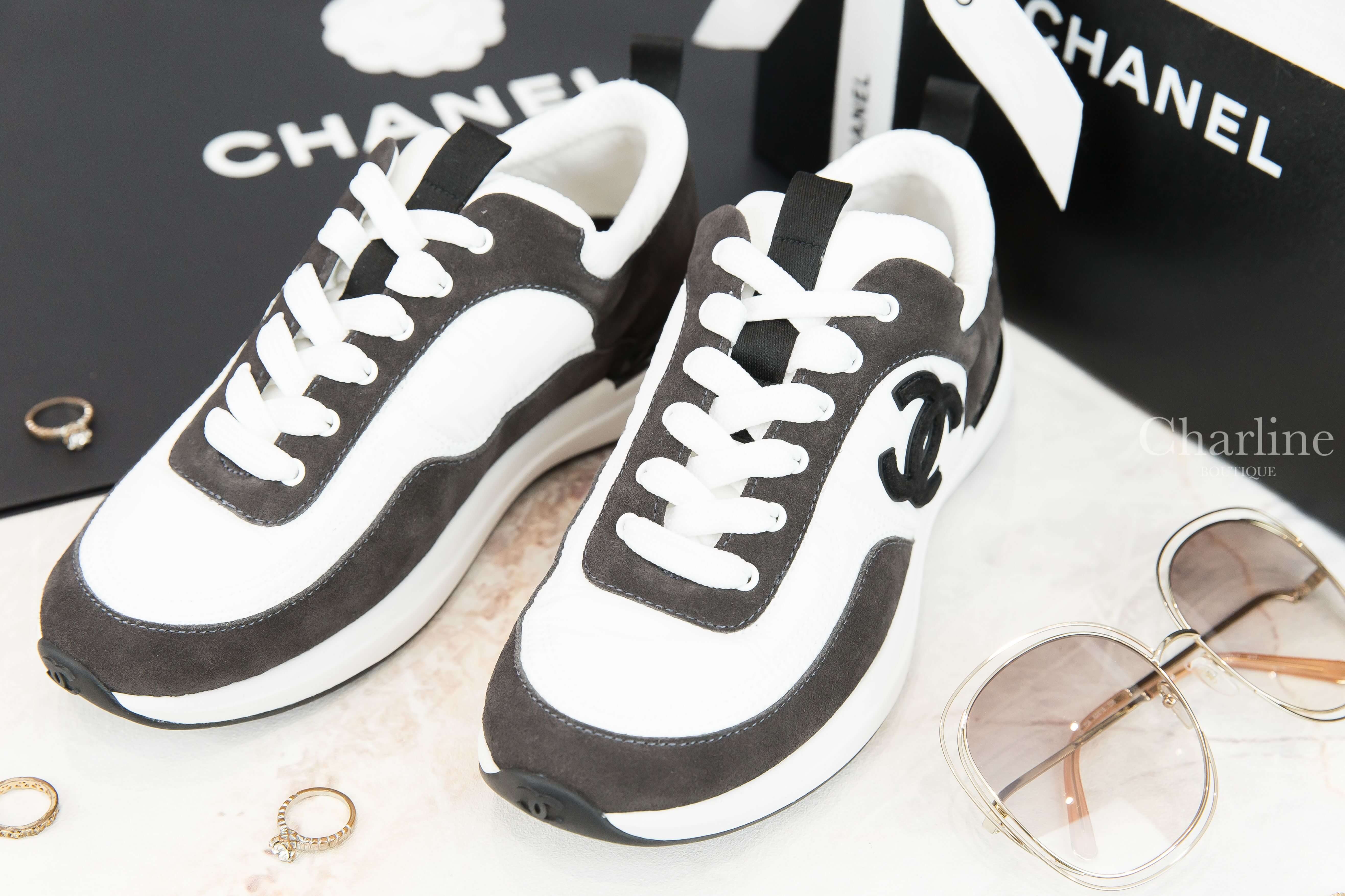 Chanel Trainers 白色尼龍拼黑麂皮黑CC牛皮運動鞋-Charline Boutique 精品代購