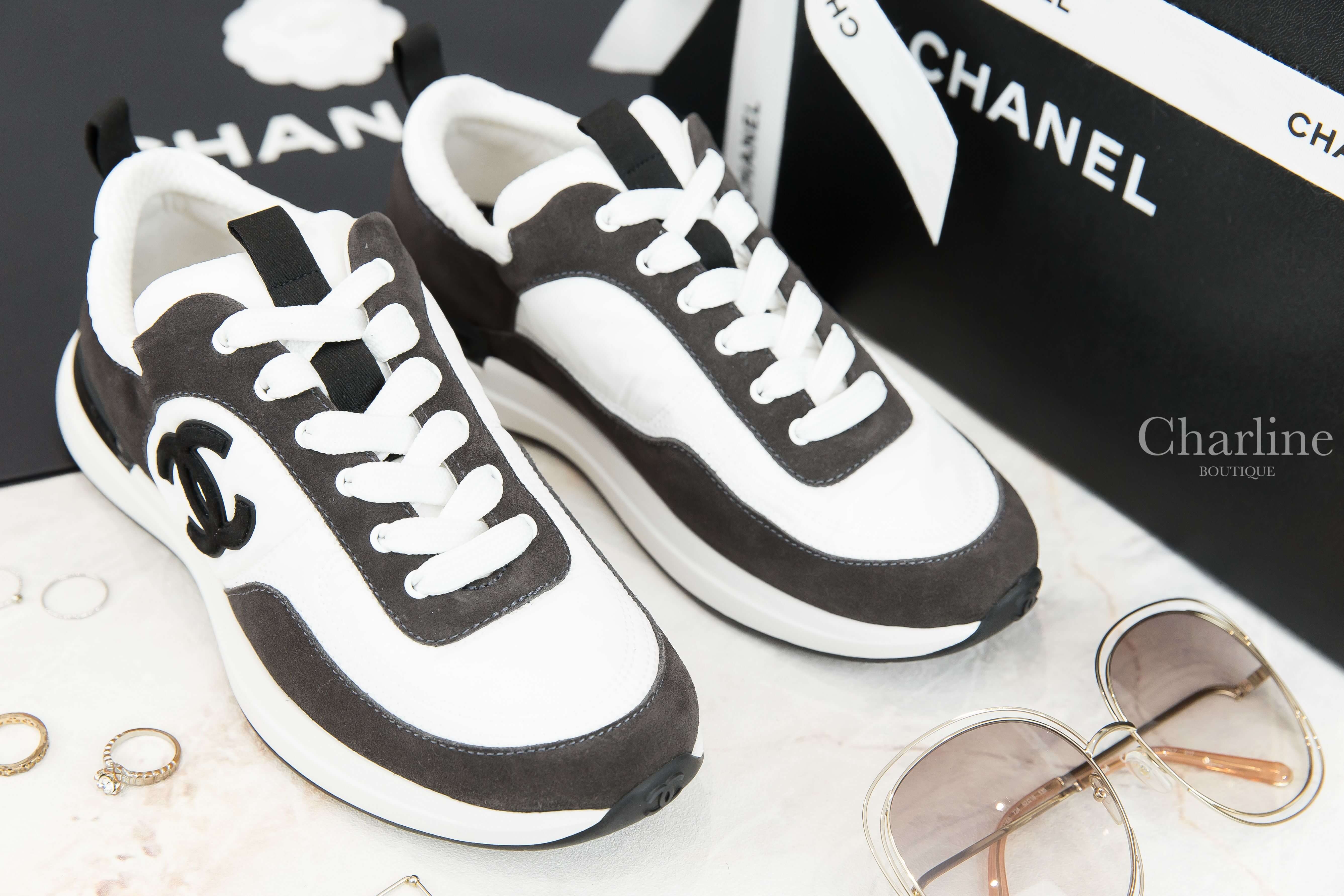 Chanel Trainers 白色尼龍拼黑麂皮黑CC牛皮運動鞋-Charline Boutique 精品代購