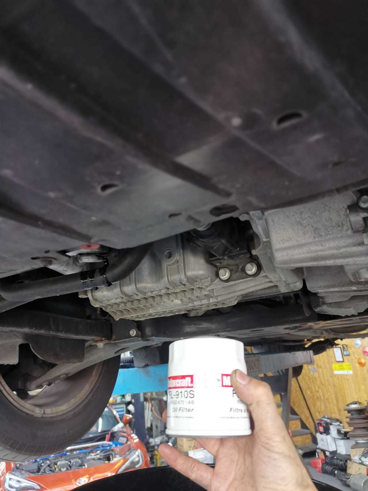 Ford c max oil filter