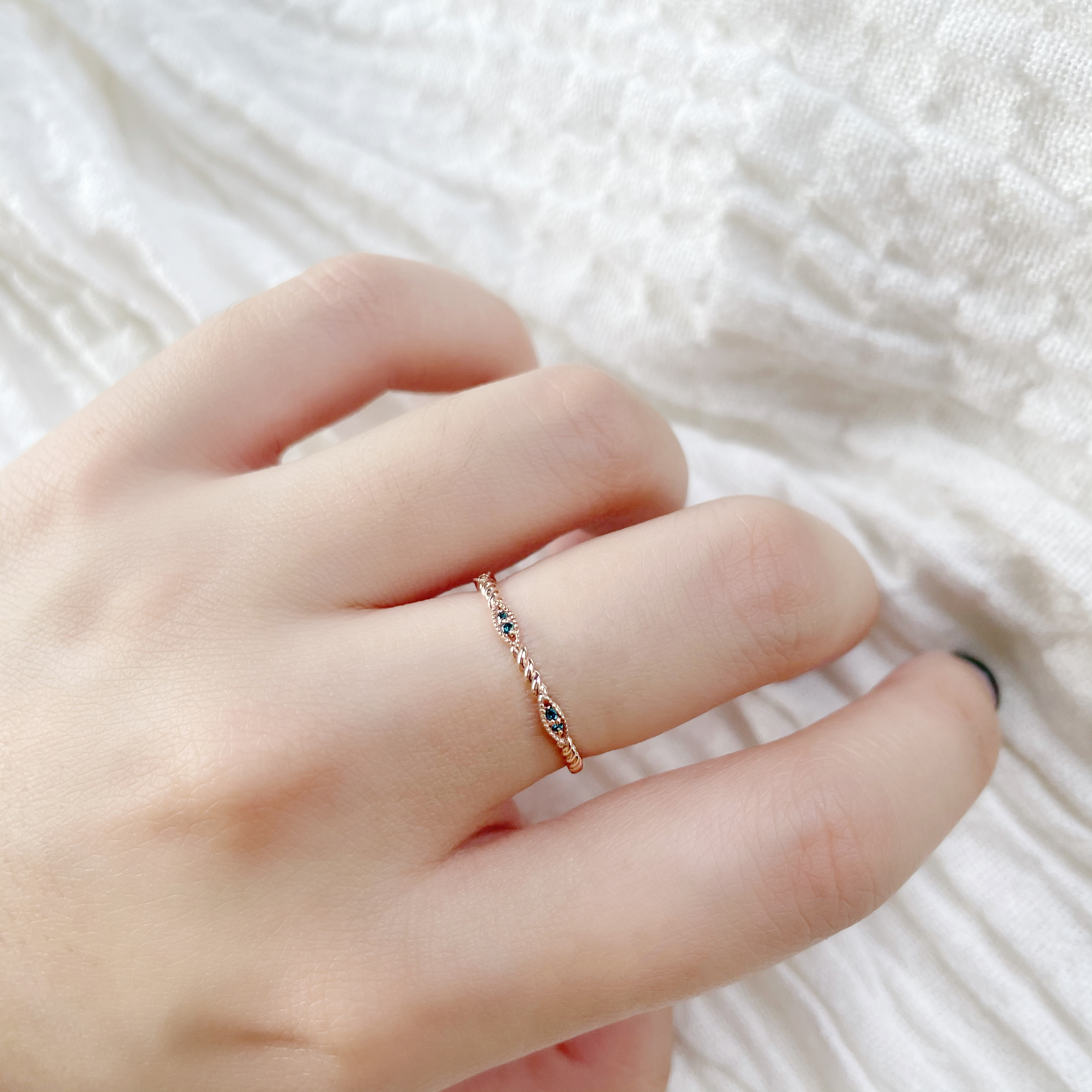 14K Nagi小藍鑽戒指