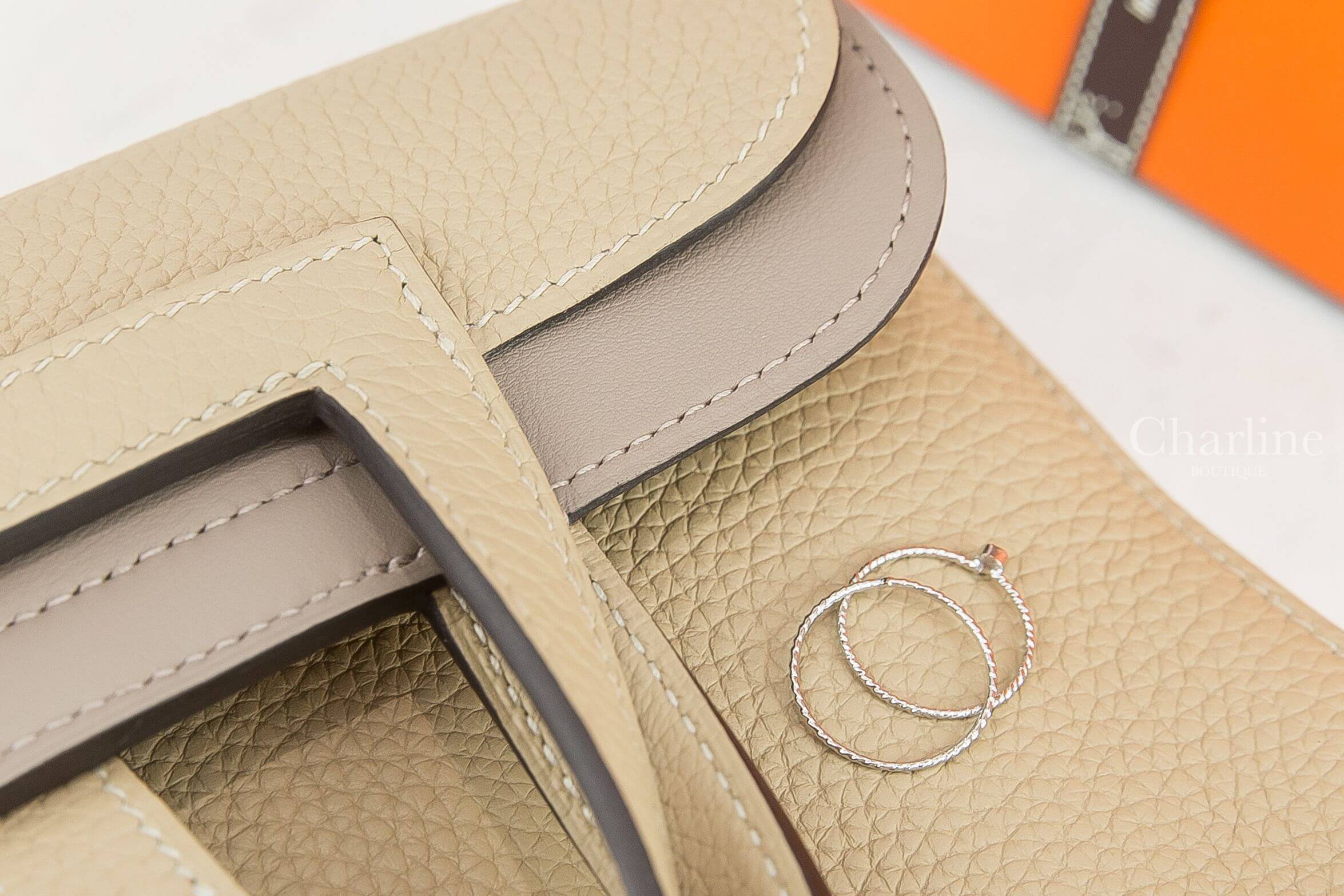 Hermès Halzan 25cm S2 Trench / 18 Etoupe Taurillon Clemence 風衣灰拼大象灰內裡金釦手提肩背包