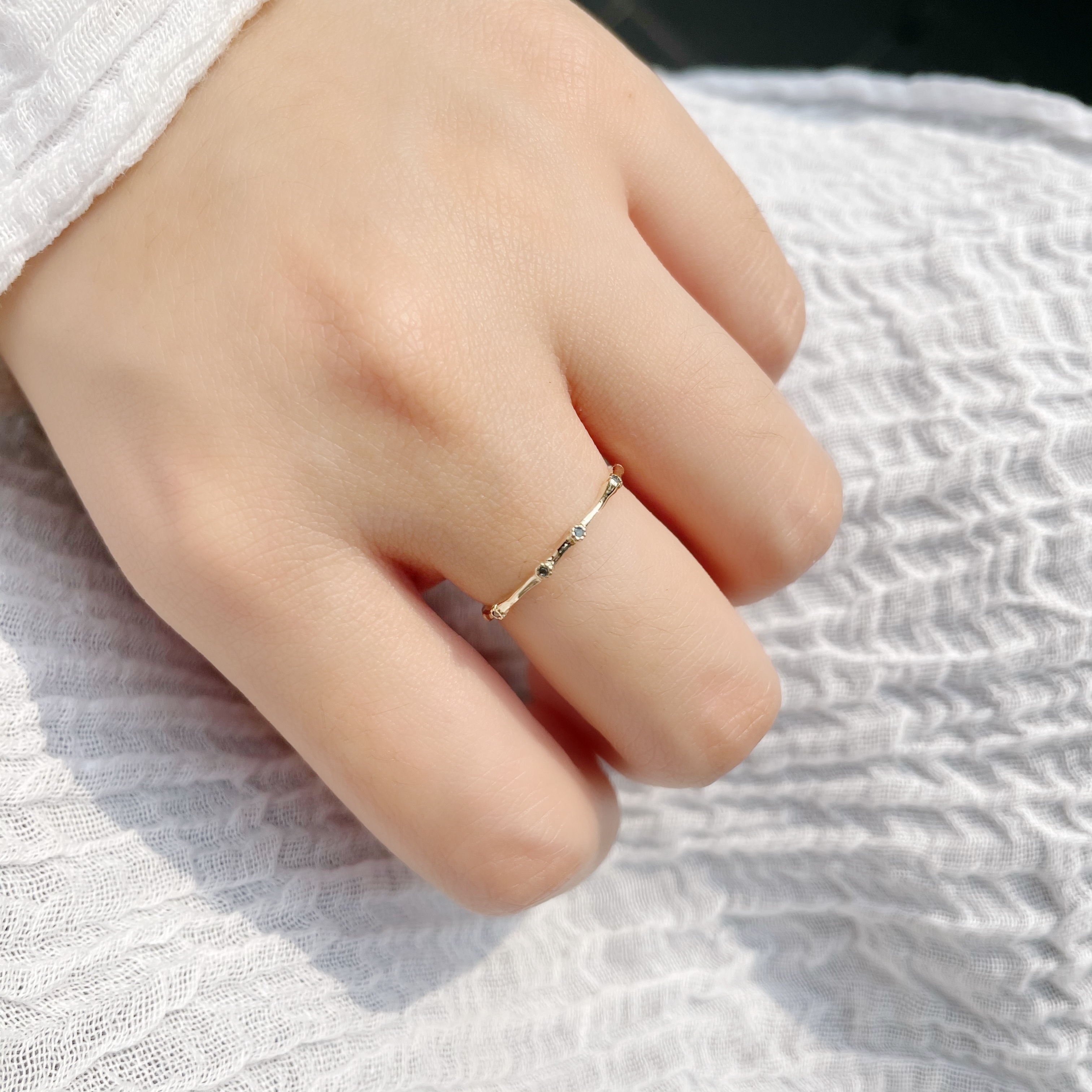 14K竹節小花藍鑽戒指