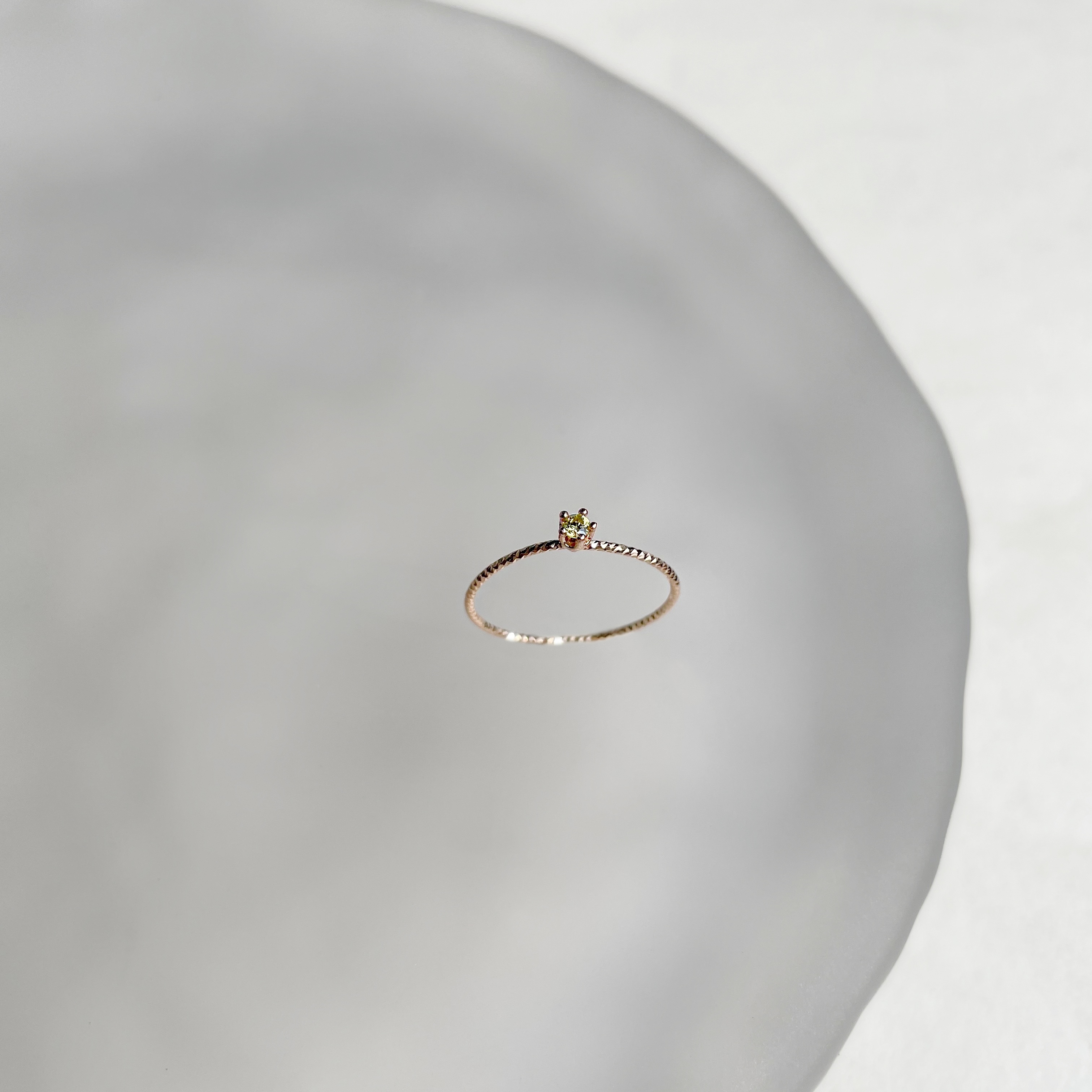 14K亮亮小五爪黃鑽戒指