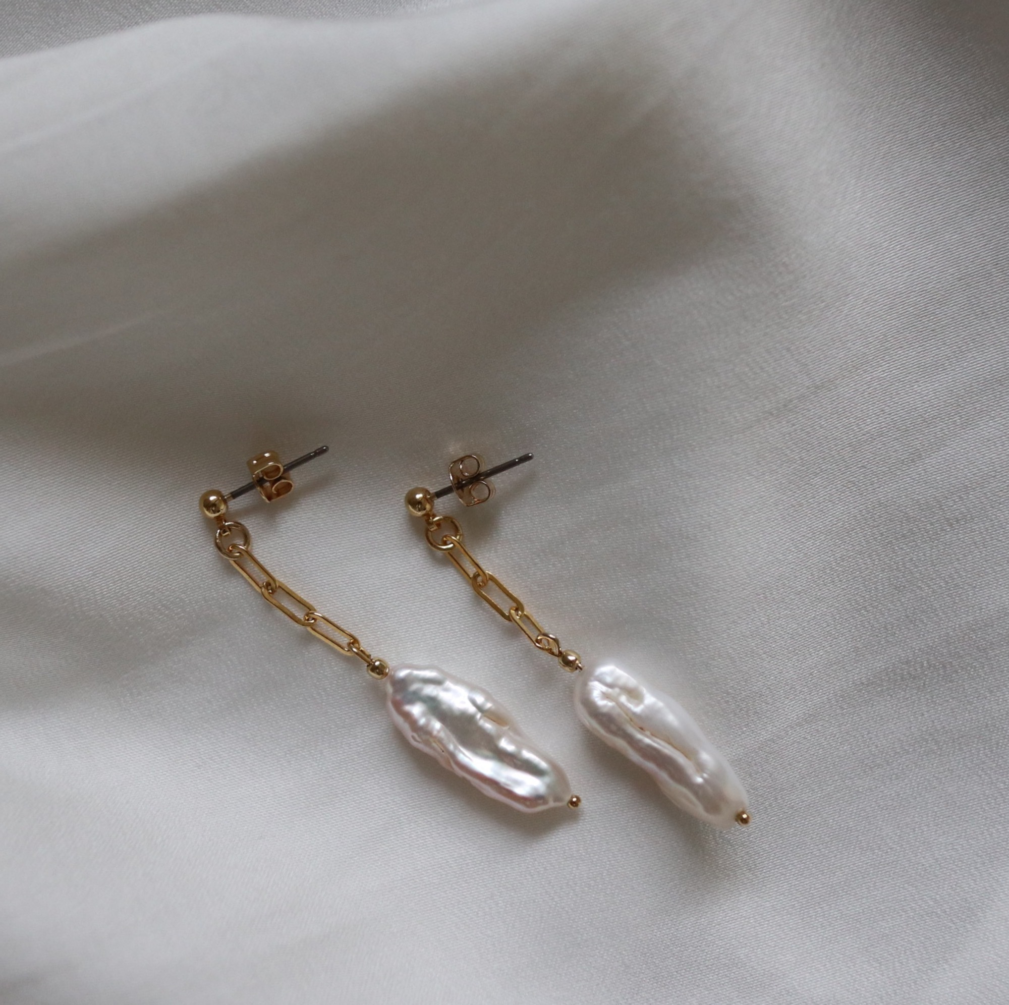 Baroque Pearl Earrings｜巴洛克珍珠耳環