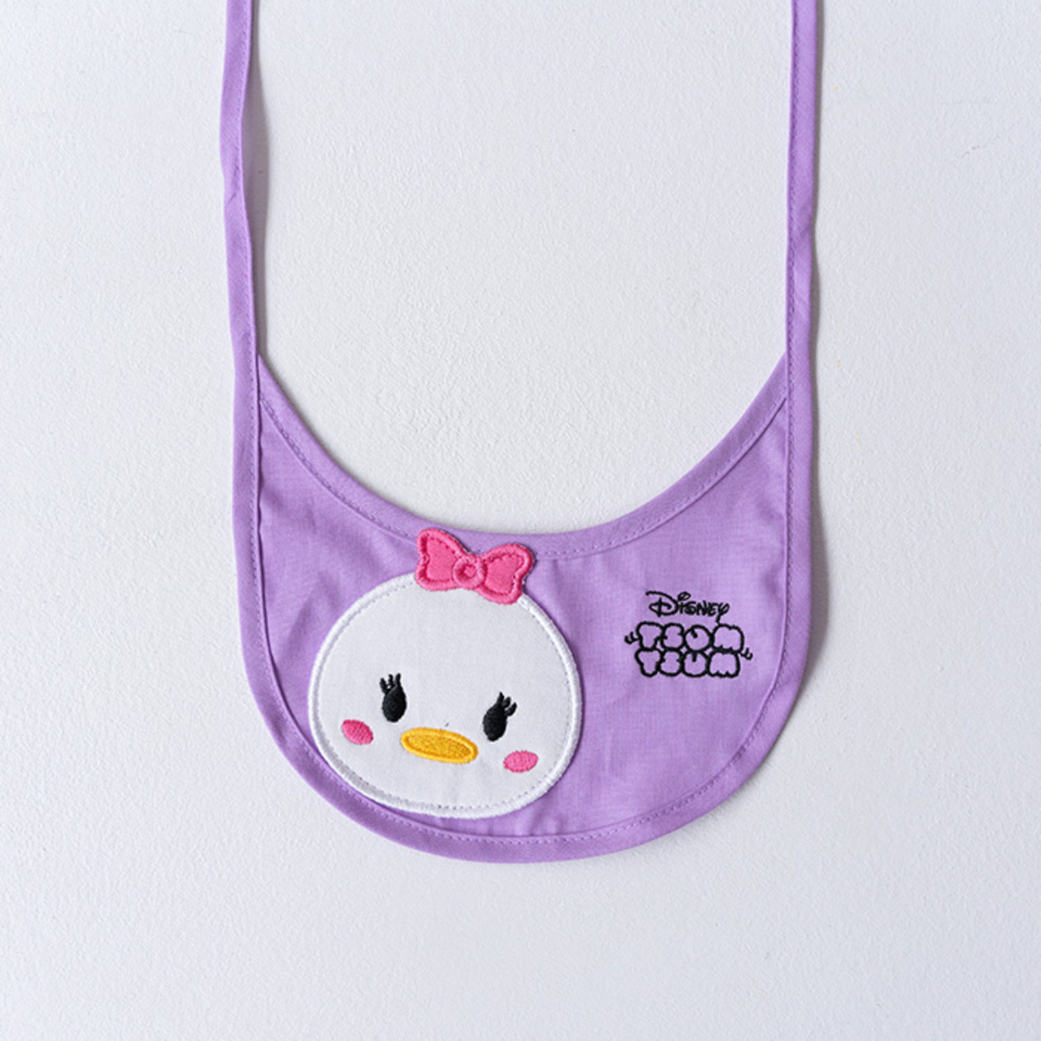 Disney Tsum Tsum 圍兜兜 （黛西）