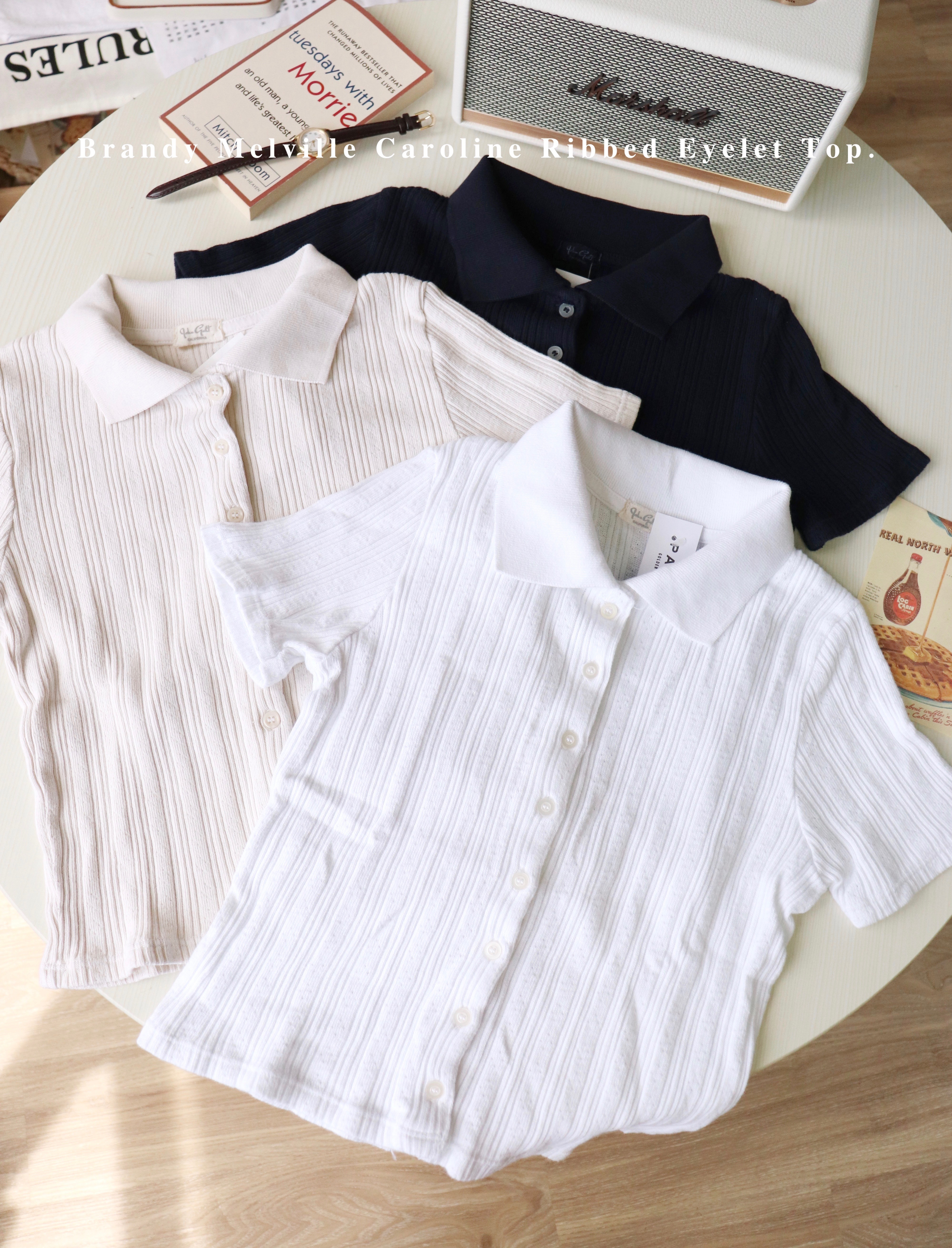 Brandy Melville Caroline Ribbed Eyelet 厚實直坑紋針織Top