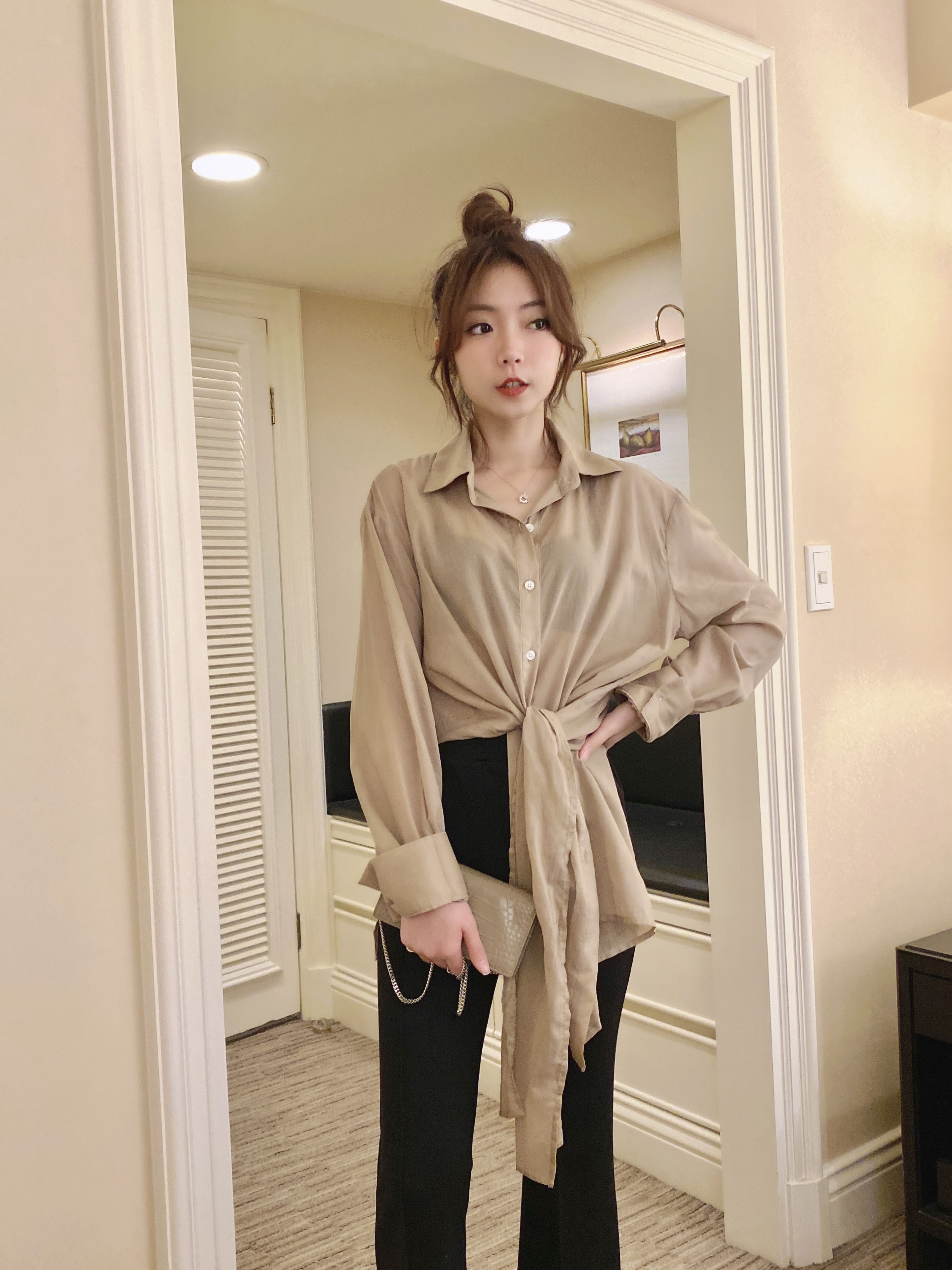 設計師不規則濃奶茶透膚襯衫