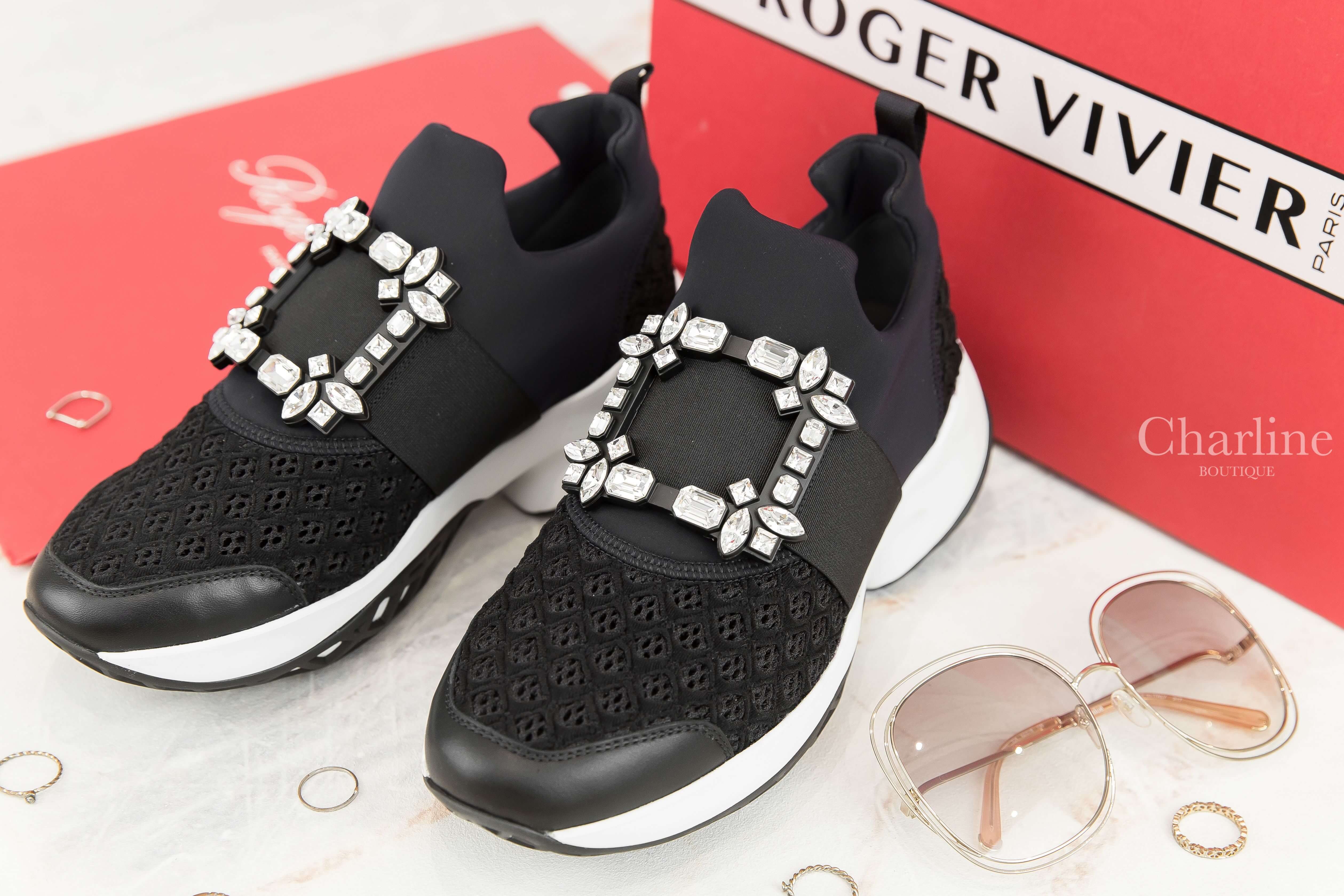 Roger Vivier Viv' Run Strass Buckle Sneakers In Technical Fabrics 黑色水晶方釦太空棉運動鞋-Charline Boutique 精品代購