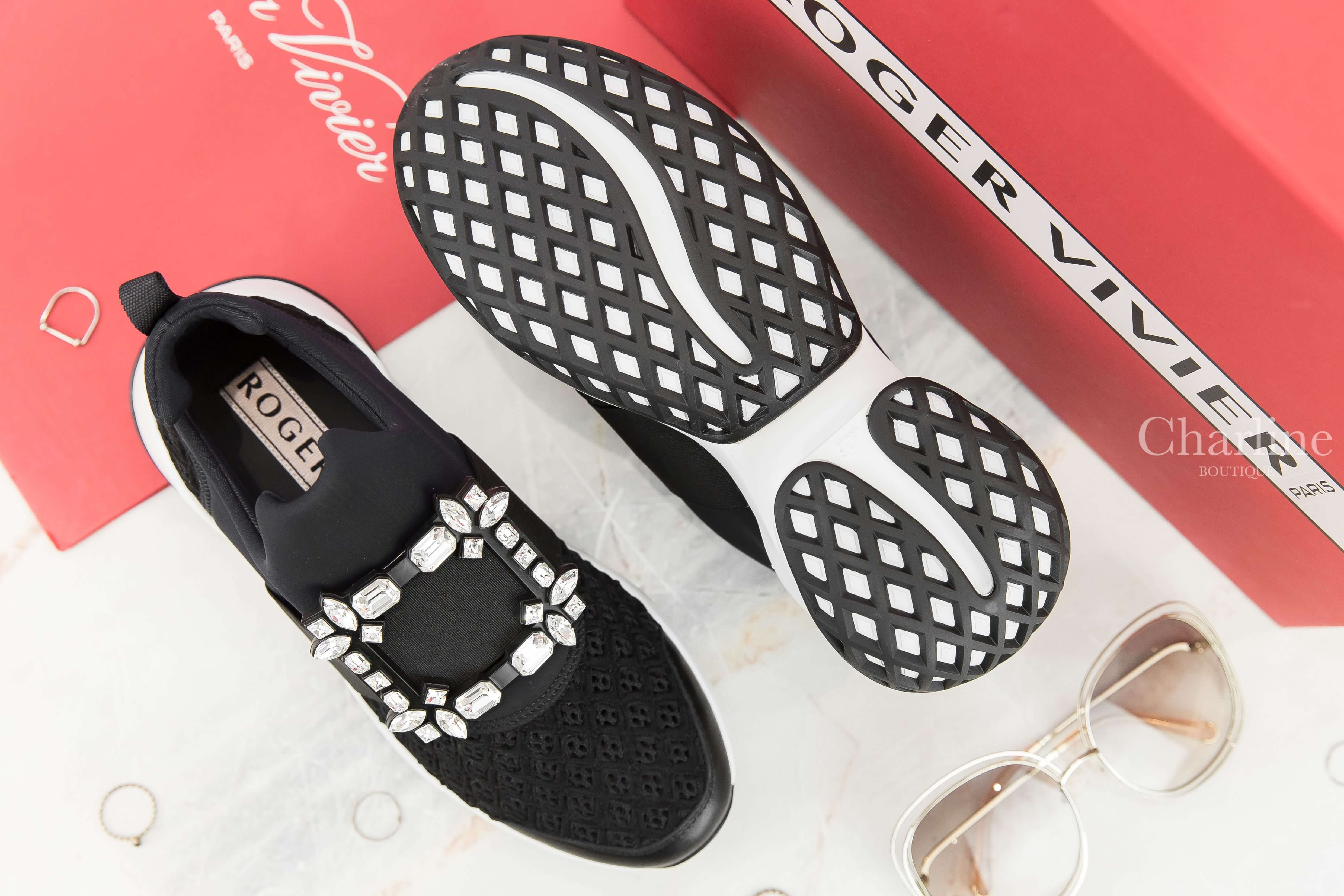 Roger Vivier Viv' Run Strass Buckle Sneakers In Technical Fabrics 黑色水晶方釦太空棉運動鞋-Charline Boutique 精品代購