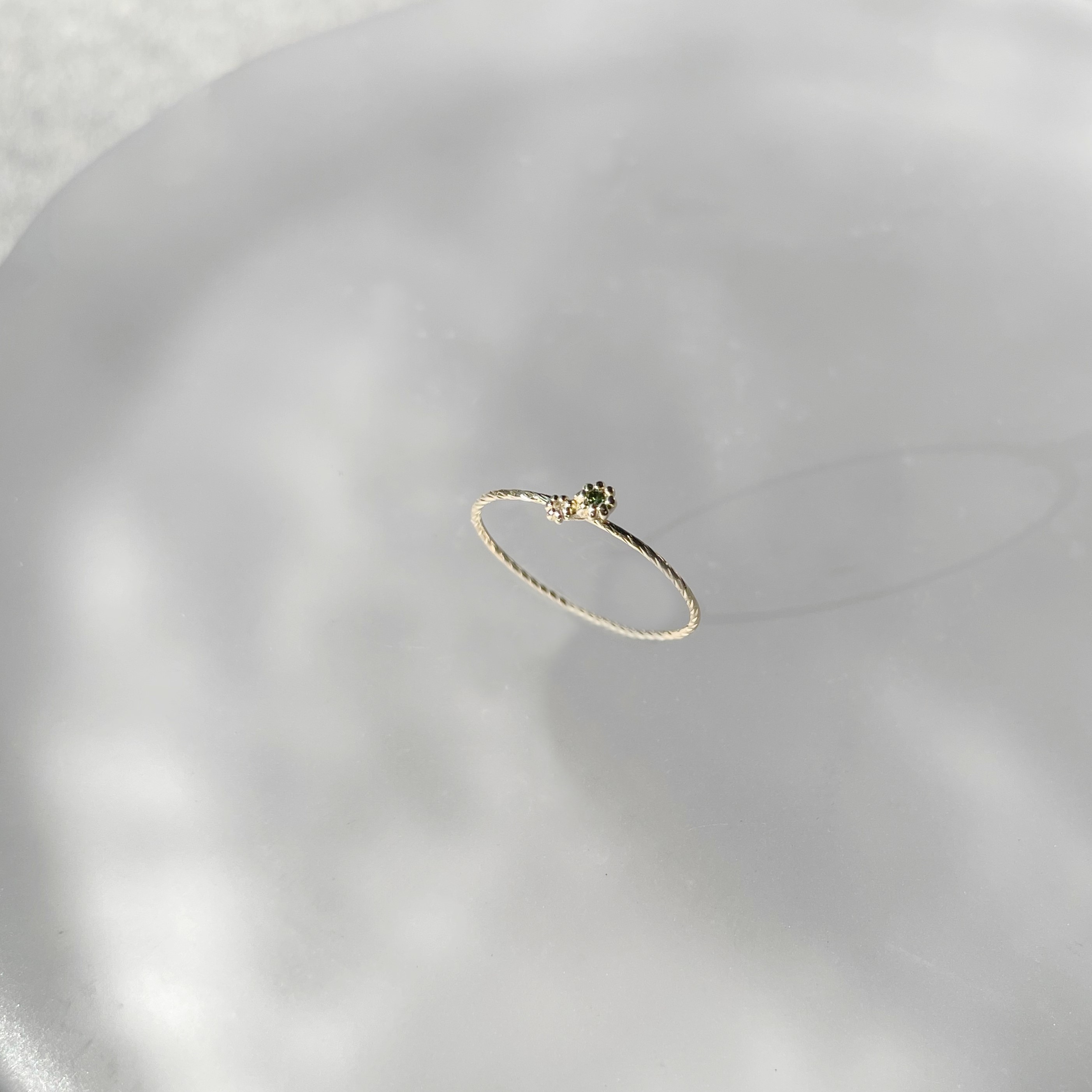 14K Firework綠白鑽細戒