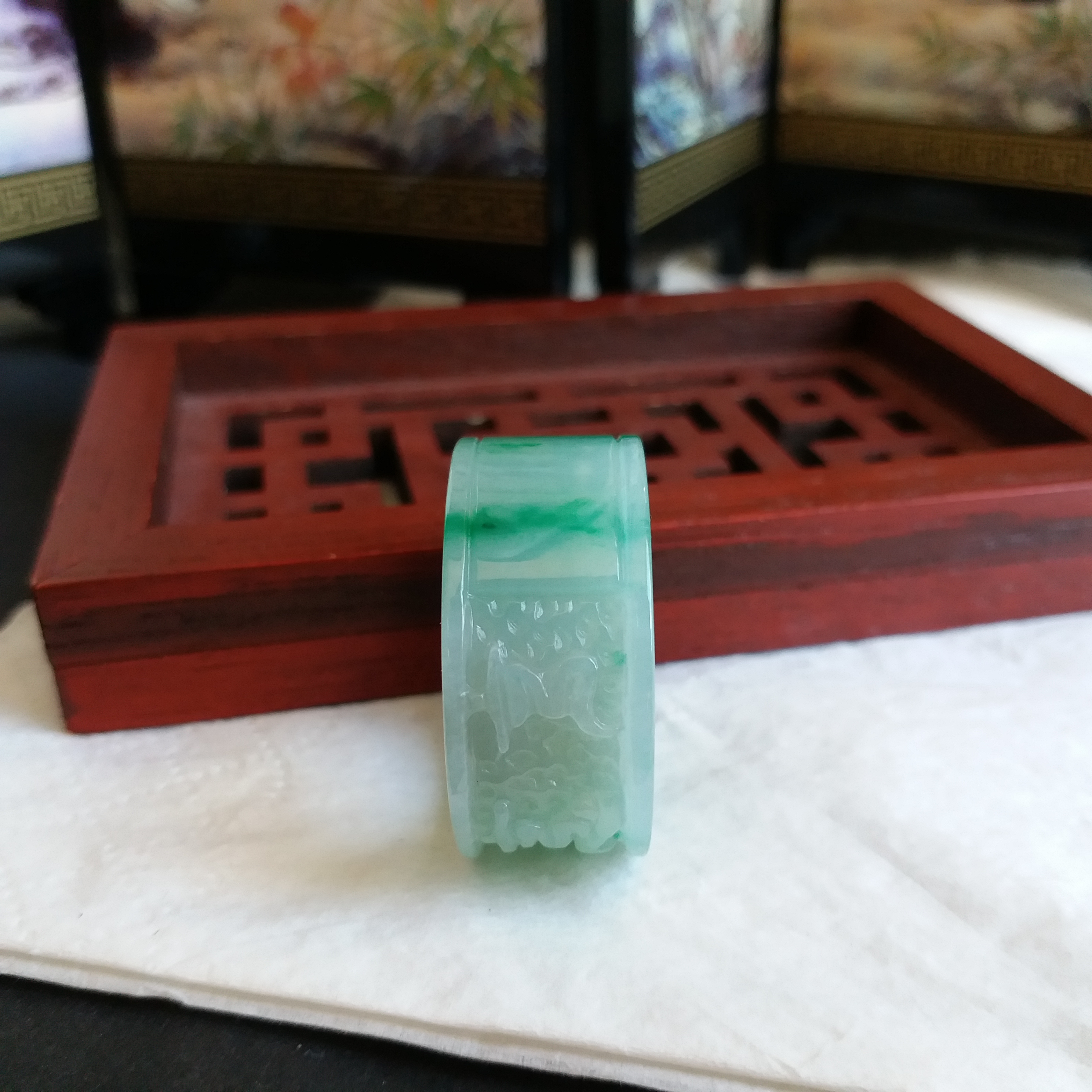 J1913 飄辣綠六字真言扳指