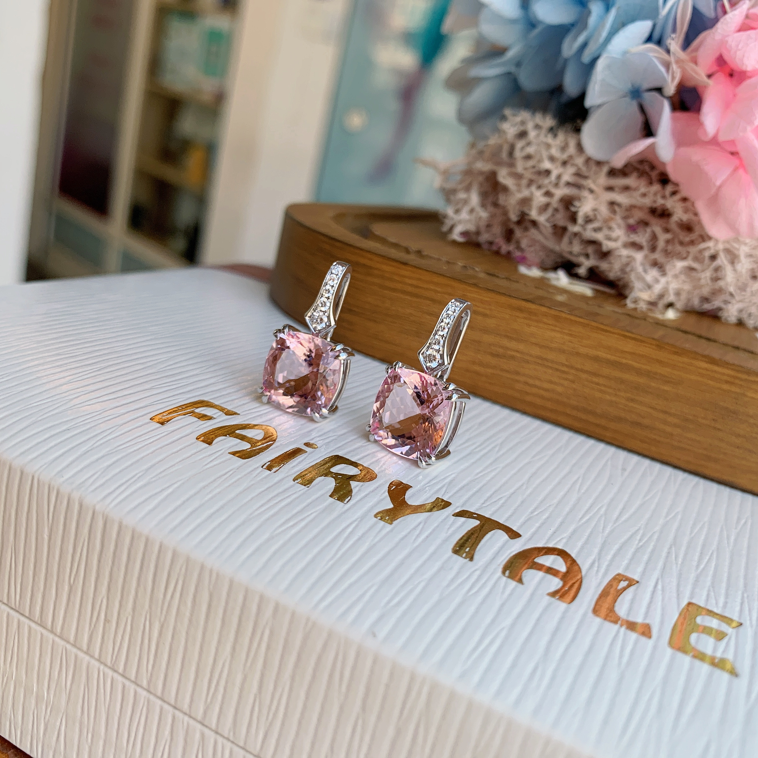 18K金粉摩根石鑽石吊墜 - 枕形切割