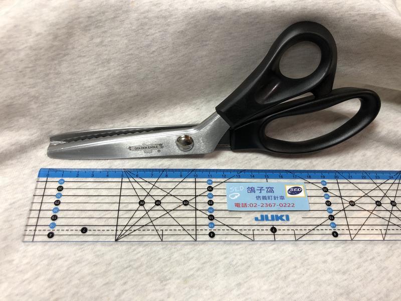 Golden Eagle 老鷹牌 波刃鋸齒剪 9吋 TC-230