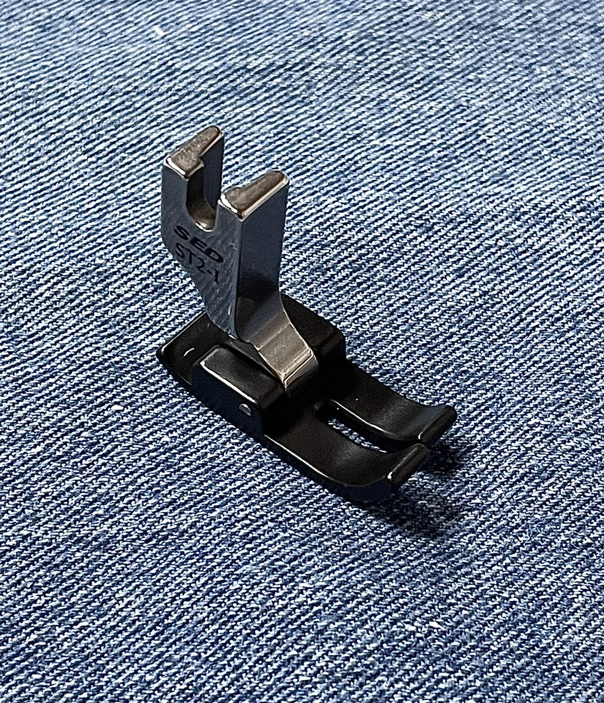 『ST2-i』7mm壓腳（特殊塗層）