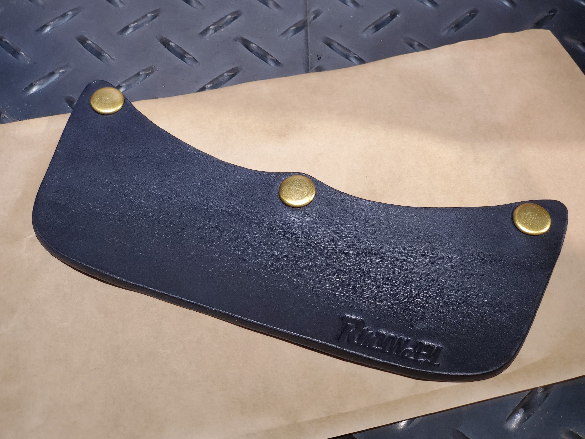 RMYWAY LHB-02 中帽簷 暗黑 皮帽簷