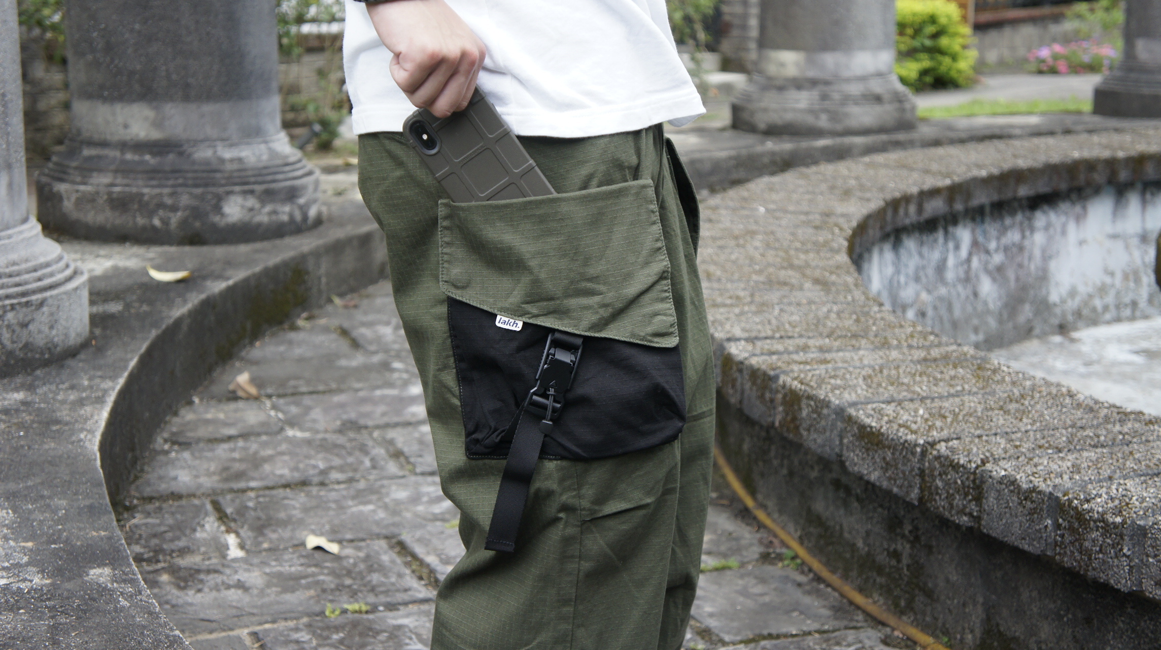 LAKH-Twelve Pockets Cargo Pants