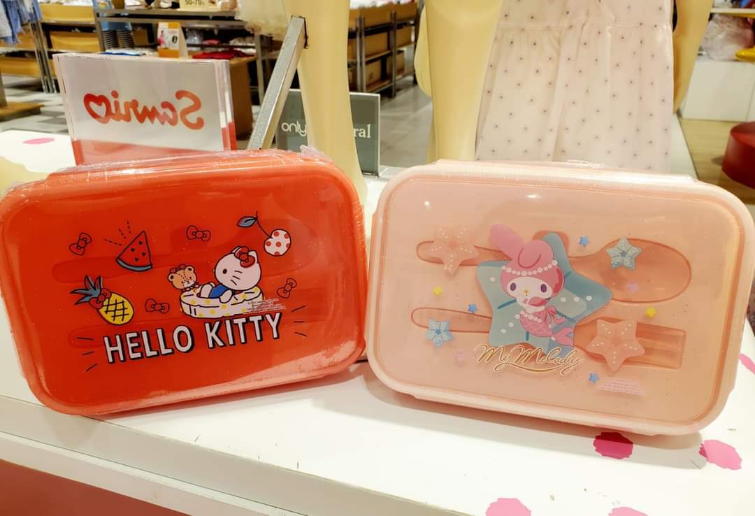 泰國Sanrio直送 卡通餐盒套裝-附兩用叉匙