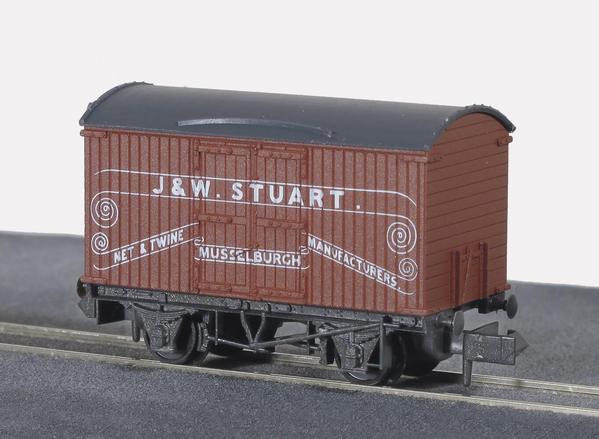 Peco NR-P136 N guage Box Van J & W Stuart