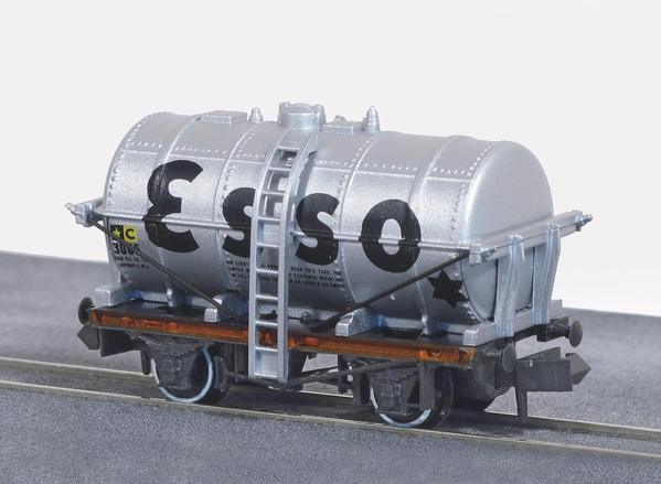 Peco NR-P161 N規 Petrol Tank Wagon ESSO