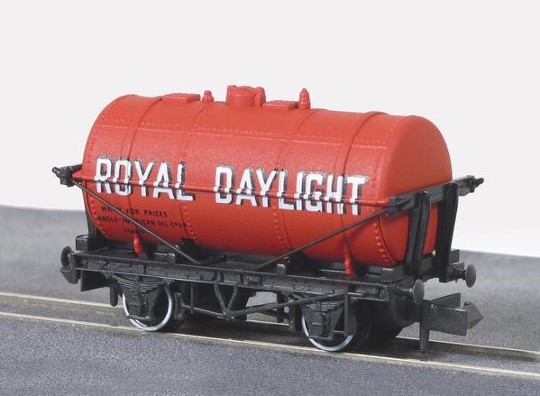 Peco NR-P163 N guage Petrol Tank Wagon  Royal Daylight
