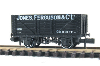 Peco NR-P405 Coal  7 plank  Jones  Ferguson & Co