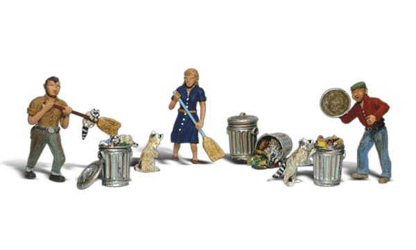 Woodland A2158 N規 人跟搗蛋的浣熊