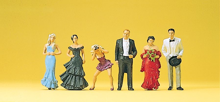 Preiser 10331 HO scale, Wedding Guests