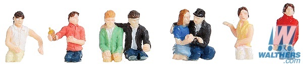 SceneMaster 949-6010 HO規 坐在餐廳用餐的人偶