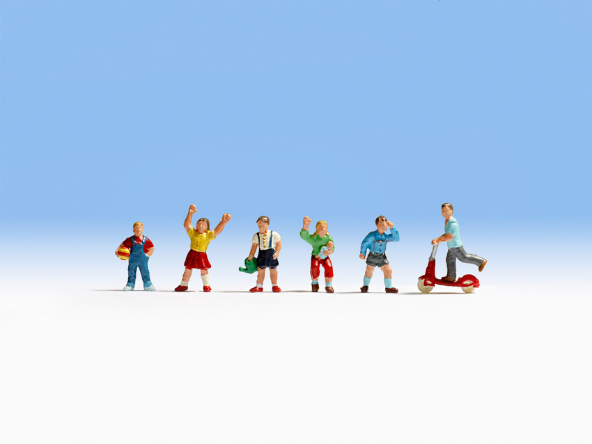 Noch 15815 HO scale, Children