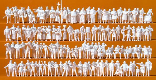 Preiser 16359 HO scale, Medieval market: 125 unpainted figures