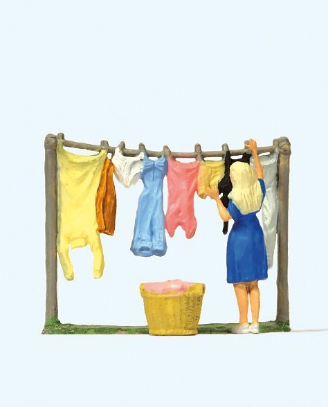 Preiser 28110 HO scale, laundry day