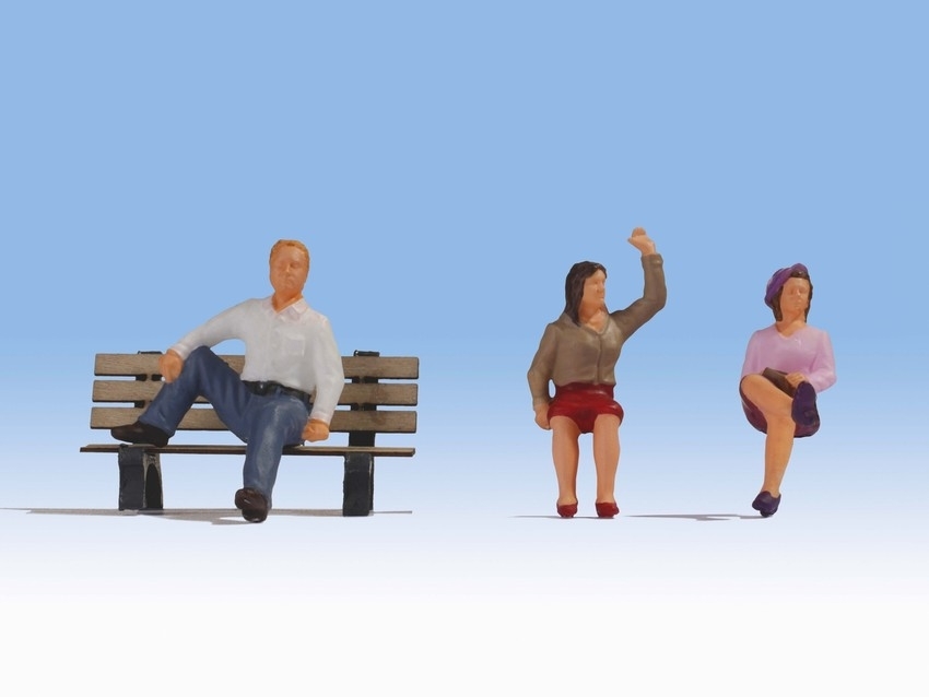 Noch 17860 O Sitting People