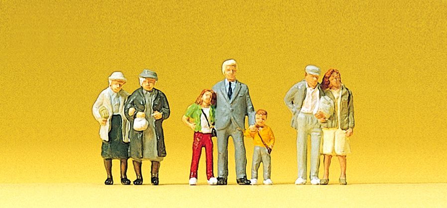 Preiser 10325 HO scale, Shopping spree 3 different group of people