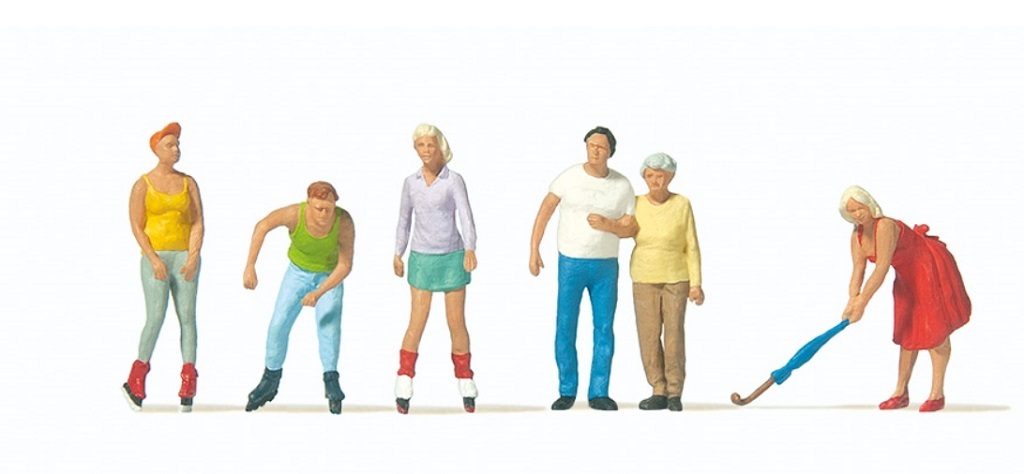 Preiser 10740 HO scale, skaters and walkers