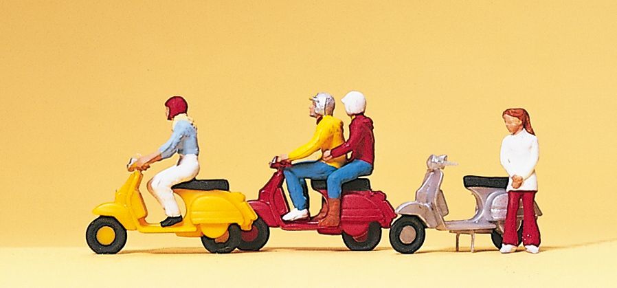 Preiser 10128 HO scale, Vespa-riders