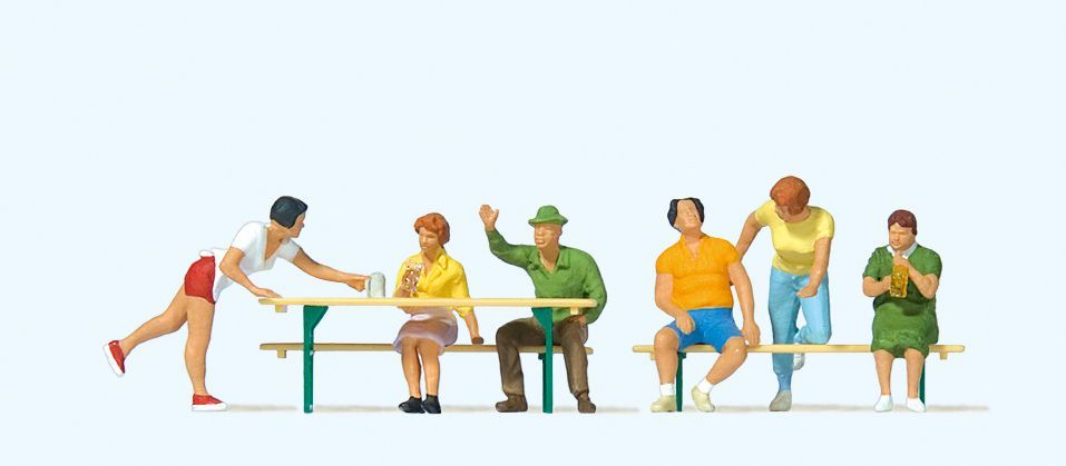 Preiser 10702 HO scale, In the beer garden set