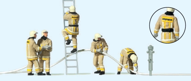 Preiser 10771 HO規 穿防護衣的消防員 2