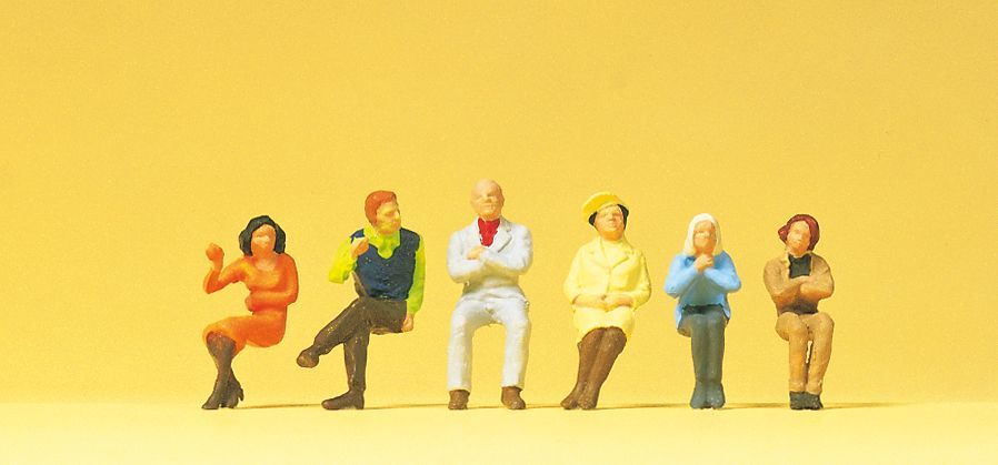 Preiser 14073 HO規 坐著的人