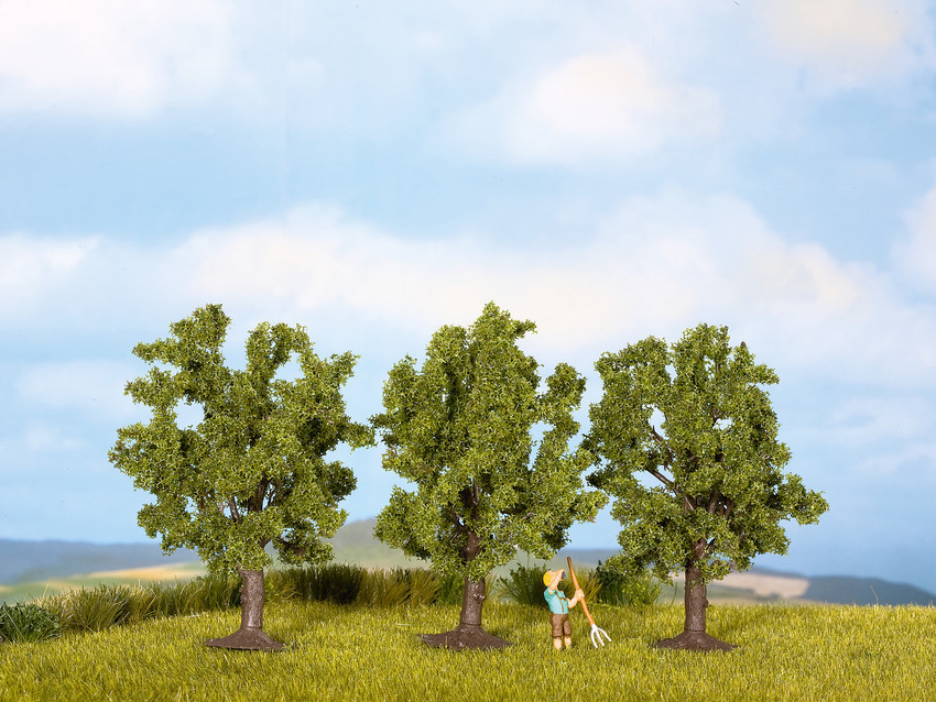 Noch 25110 HO scale, Fruit Trees  3 pcs  8 cm high