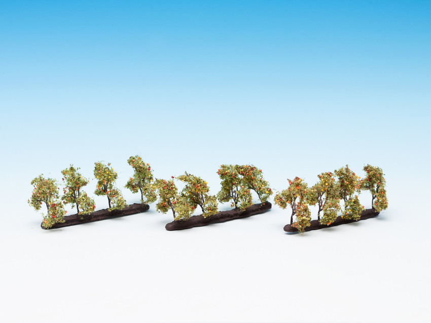 Noch 21537 N scale, Plantation Trees with Apples, 24pcs