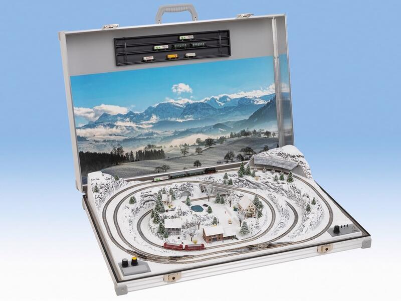 Noch 88308 Z Briefcase Layout Interlaken with MÄRKLIN Track