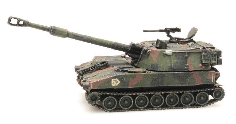 Artitec 6870124 HO scale, M109 A2 NATO
