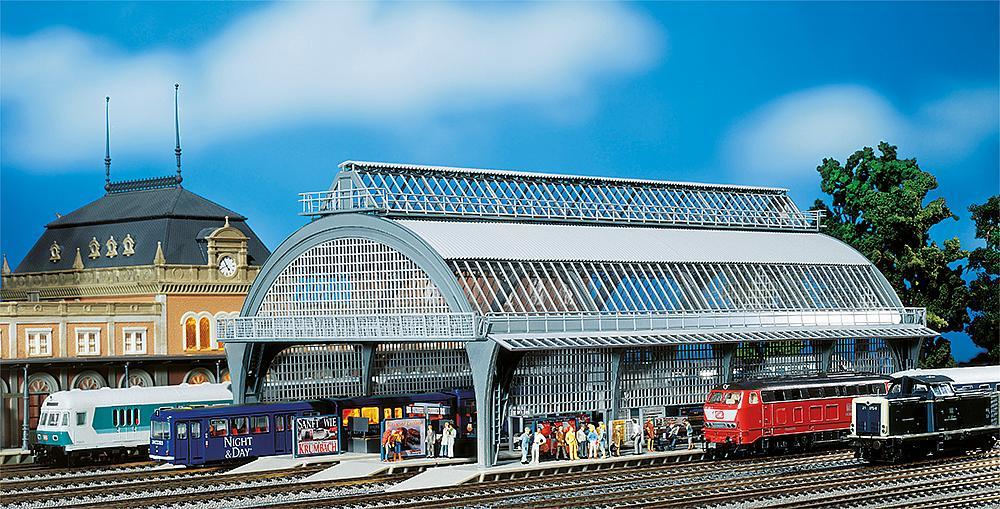 Faller 120199 HO scale, Covered Platform