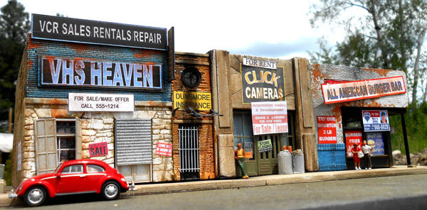 Downtown Deco 1058 HO規 已破產店面