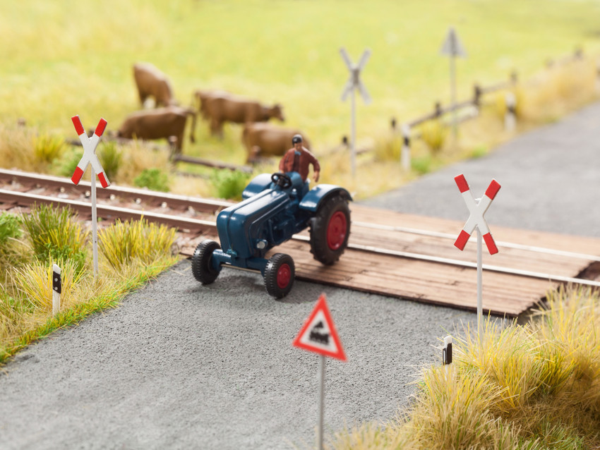 Noch 14303 HO scale St. Andrews Crosses