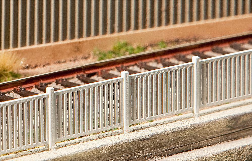 Faller 180428 HO規 Modern fence 現代風格柵欄 1242 mm