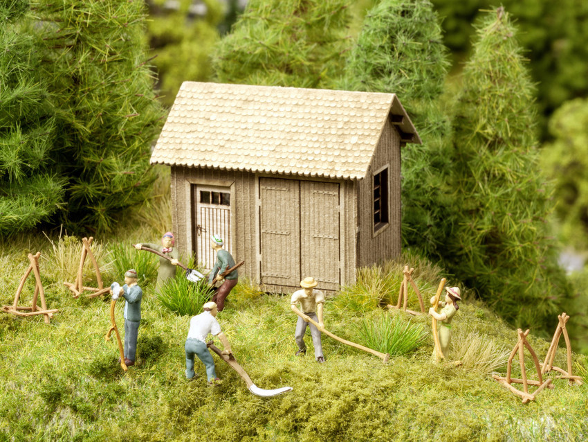 Noch 12050 HO scale On the Alpine Pasture