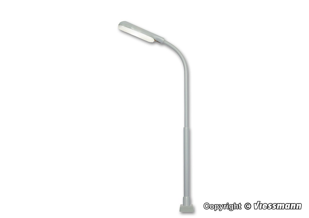 Viessmann 60901 HO規 Whip street light with plug-in socket LED white 路燈.LED白光
