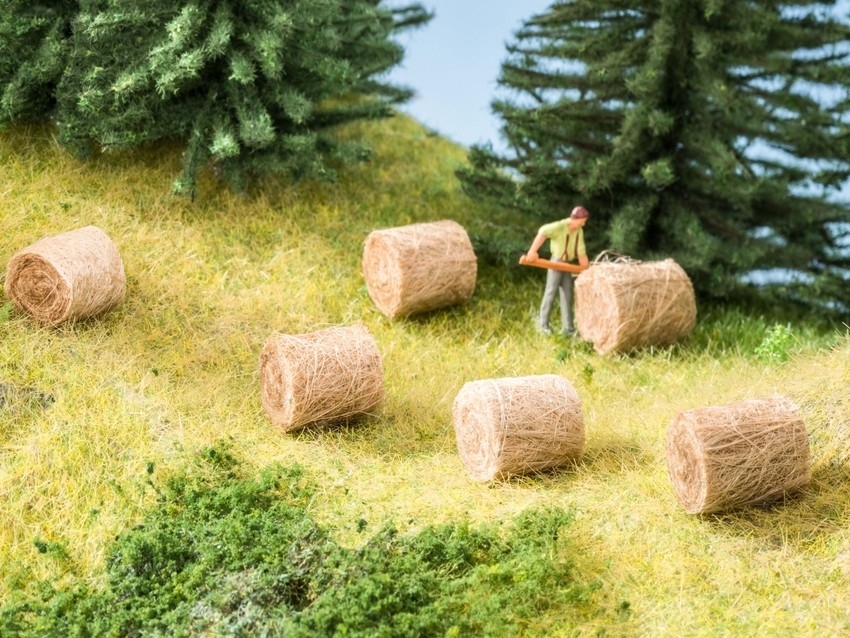 Noch 07460 HO scale Hay Bales 18 Piece