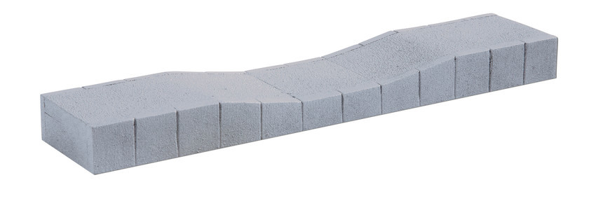 Noch 66014 HO scale, Platform Epoch III – IV with Platform Ramp